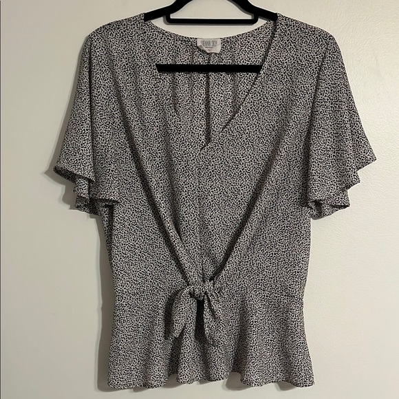 Sienna Sky Animal Print Pebble Peplum Blouse V-Neck Tie Waist Detail Black White - Picture 1 of 6